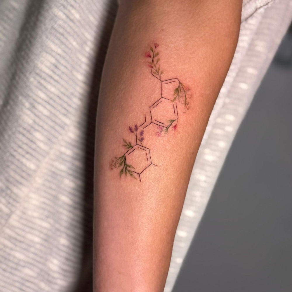 Fine Line Tattoo