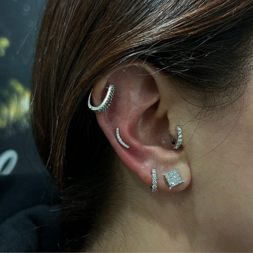 Mid Helix Piercing
