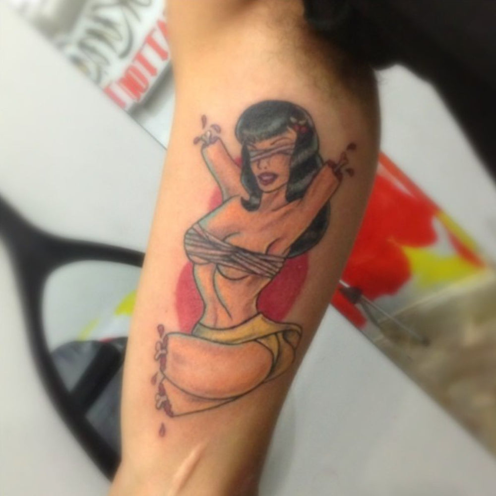 Pin Up Traditional Tattoo